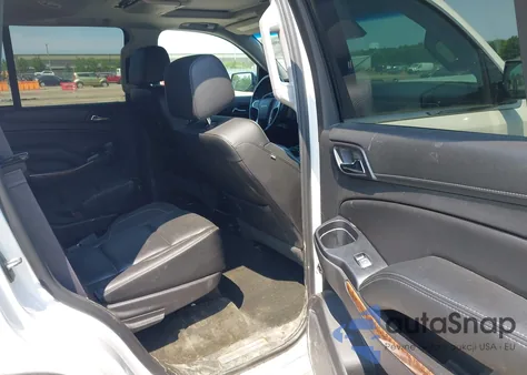 2017 Chevrolet Tahoe Premier z USA, uszkodzony, nr VIN 1GNSKCKC8HR246739